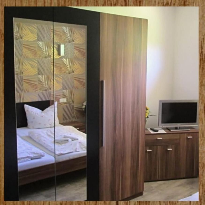 Hotel Zum Eichsfelder Fleischer Heyerode ภายนอก รูปภาพ